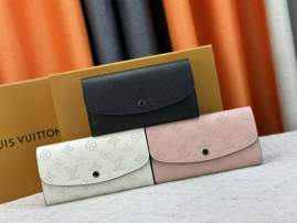 Picture of Louis Vuitton Wallets _SKUfw204238972fw